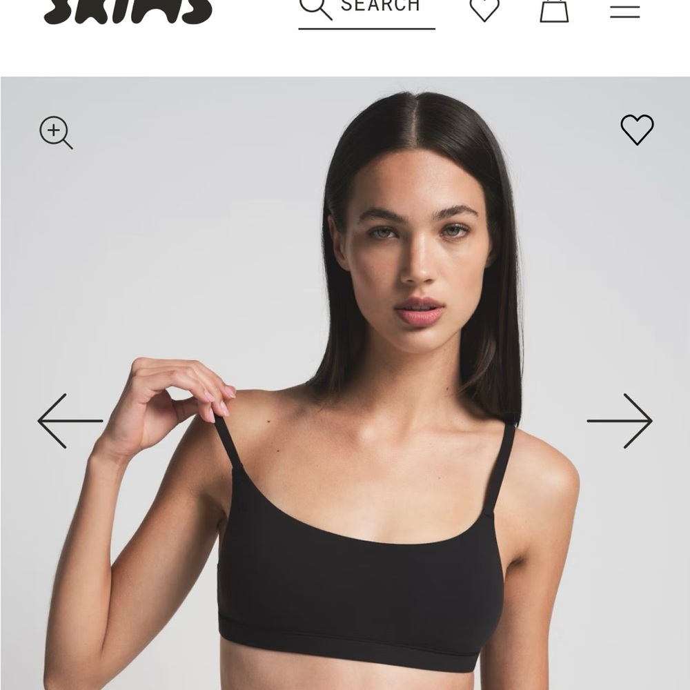 SKIMS Fits Everybody Scoop Bralette in Black